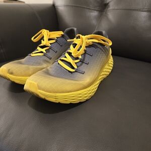 NoBull Mens Size 9 Gradient Yellow Athletic Shoes
